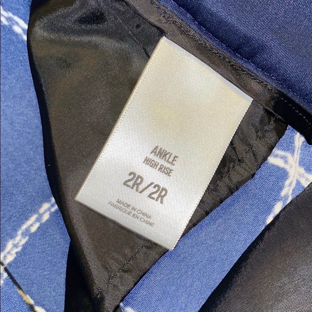 Express Patterned Pants - Picture 5 of 5